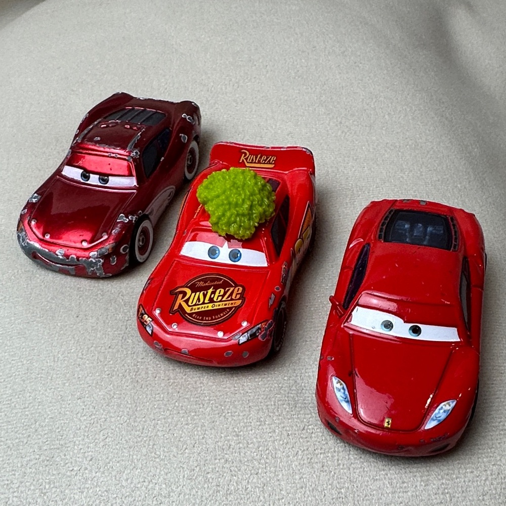 Disney Pixar Cars Ferrari F430, Metallic Red McQueen & Tumble Weed McQueen